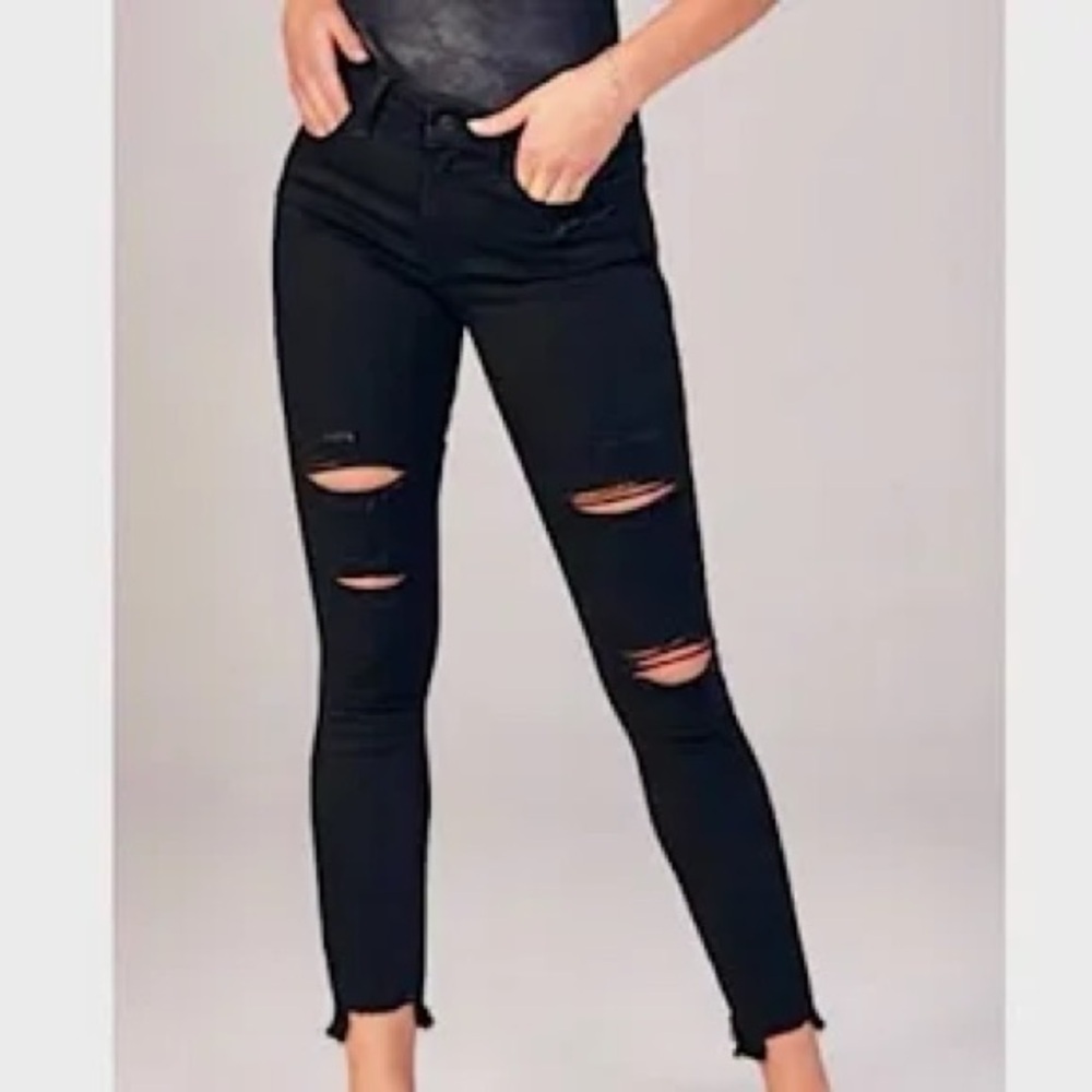 *ABERCROMBIE & FITCH* Black Distressed Mid Rise Super Skinny Ankle Jeans Size 2S